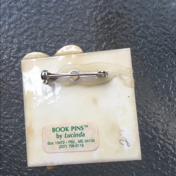 Reading Pin - Picture 3 of 3